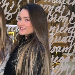 Meet your Posher, Anna